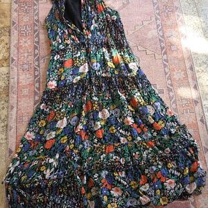 Floral Sleeveless Maxi Dress